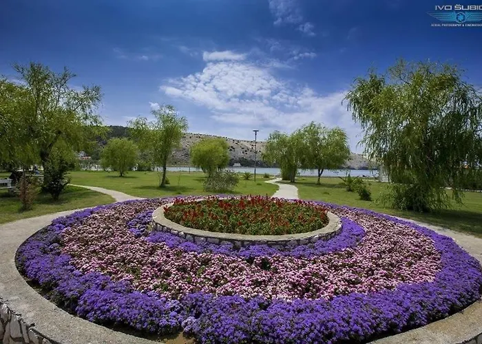 In With Balcony, Air Conditioning, Wifi, Washing Machine 4886-3 Apartman