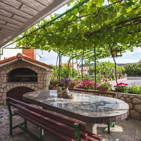 In With Balcony, Air Conditioning, Wifi, Washing Machine 4886-3 Apartment *