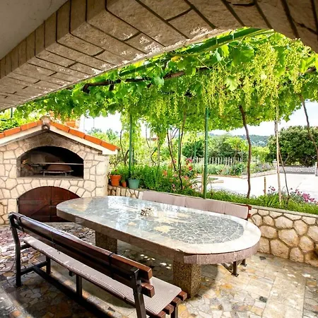 In With Balcony, Air Conditioning, Wifi, Washing Machine 4886-3 Apartmán *