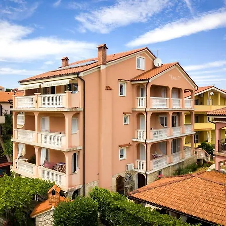 In With Balcony, Air Conditioning, Wifi, Washing Machine 4886-3 * Lopar