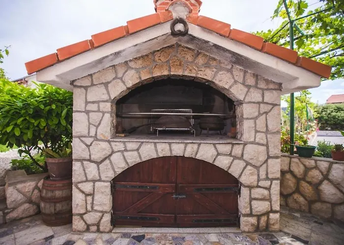 In With Balcony, Air Conditioning, Wifi, Washing Machine 4886-3 Apartamento *