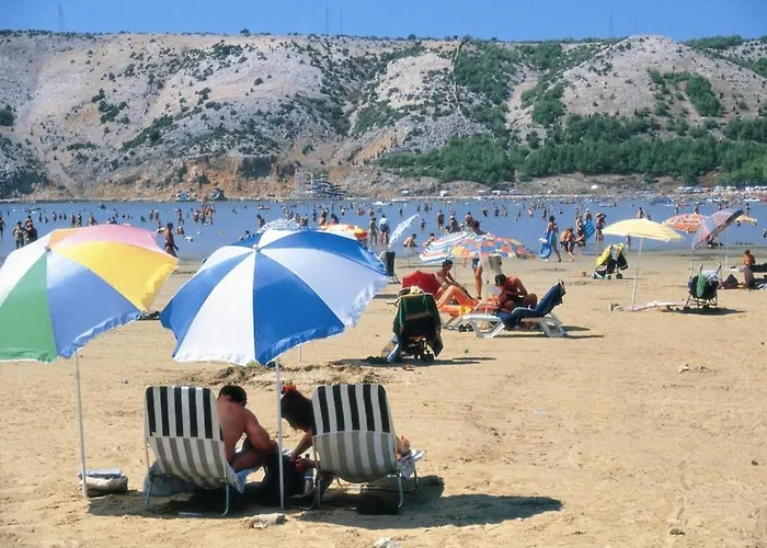 In With Balcony, Air Conditioning, Wifi, Washing Machine 4886-3