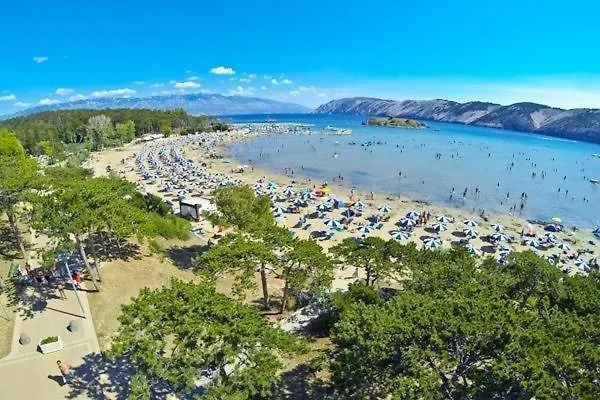 In With Balcony, Air Conditioning, Wifi, Washing Machine 4886-3 Apartamento